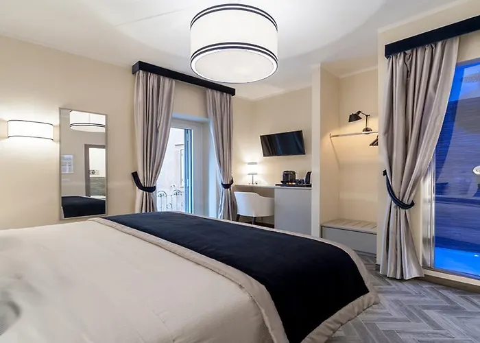Foro Luxury Guest house 4*