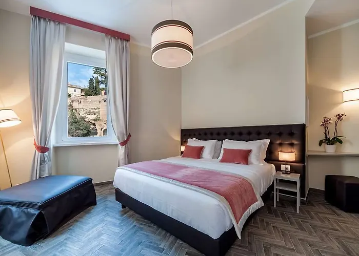 Guest house Foro Luxury 4*